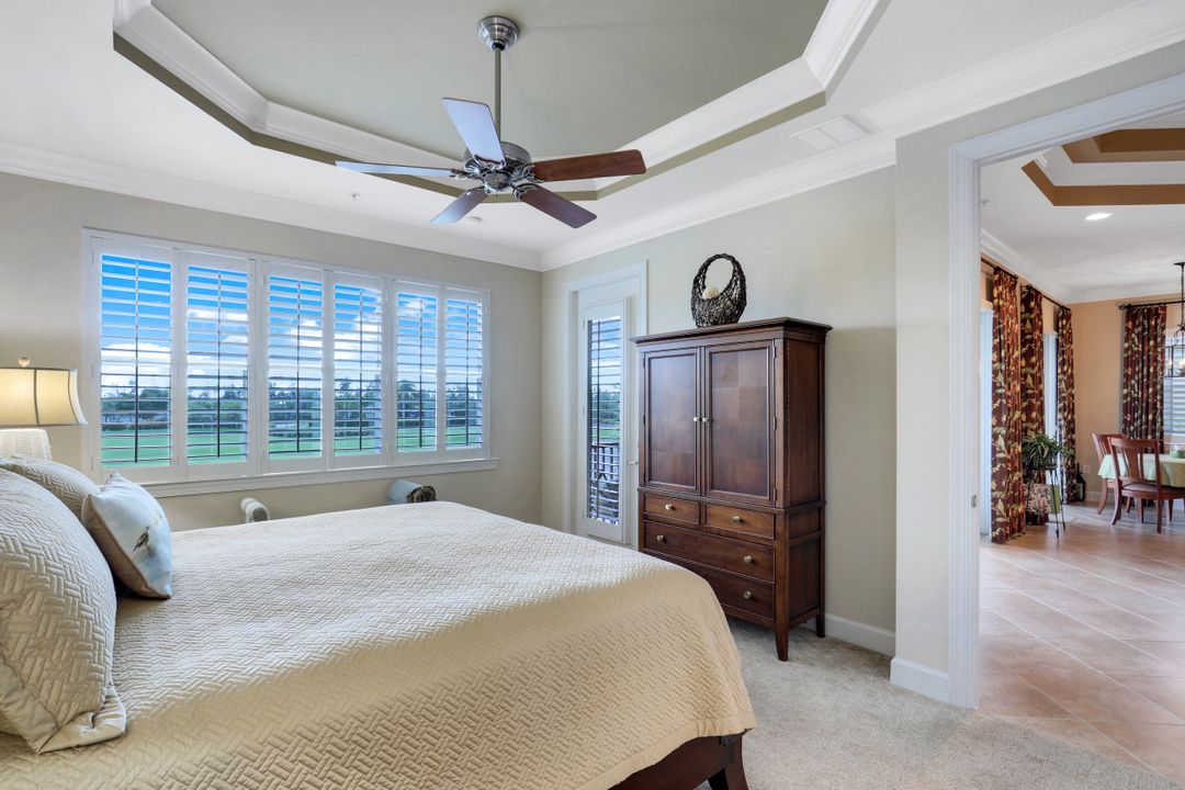 9525 Ironstone Terrace #Unit 202, Naples, FL 34120