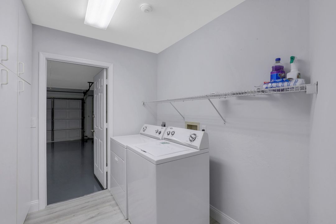 2225 Royal Ln, Naples, FL 34112