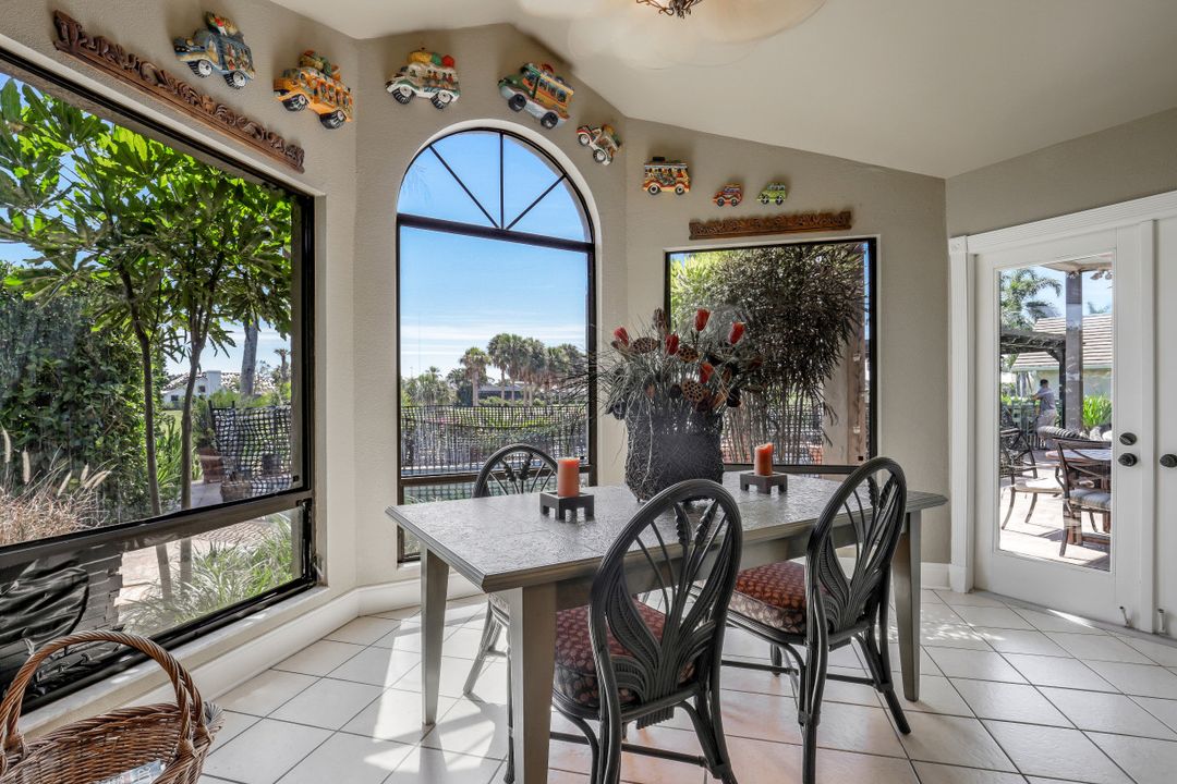 28419 Sombrero Dr, Bonita Springs, FL 34135