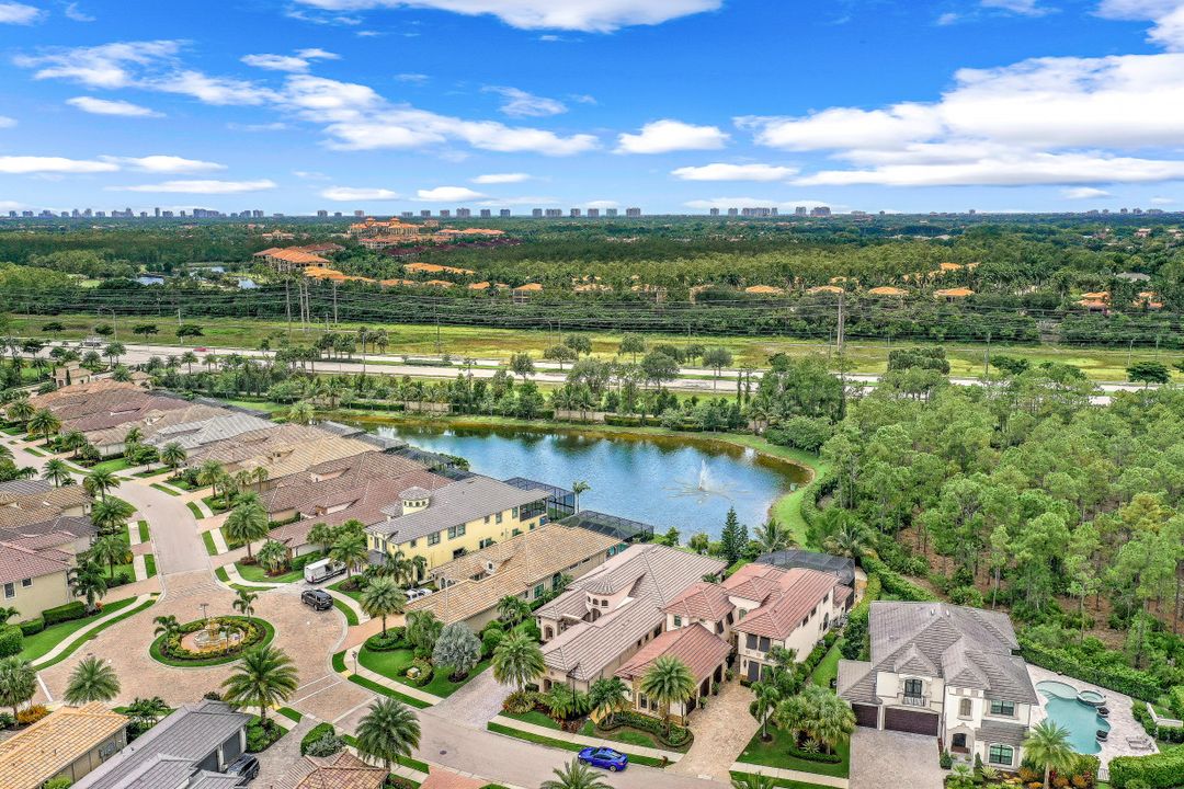 14713 Reserve Ln, Naples, FL 34109