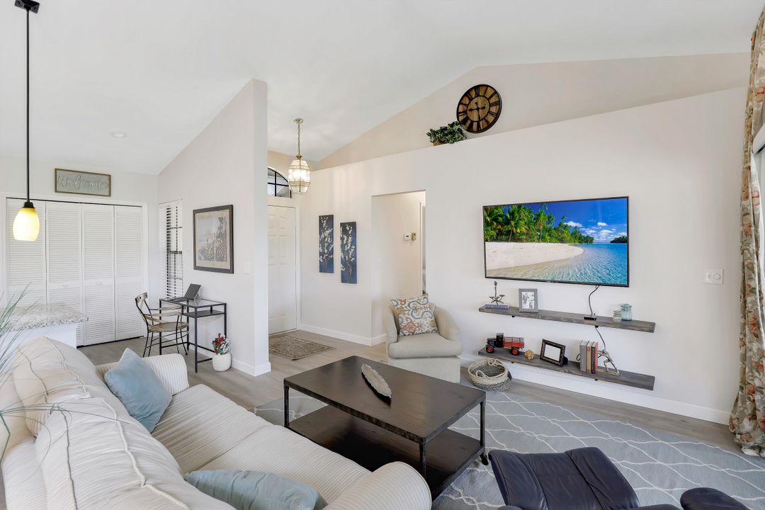 12721 Maiden Cane Ln, Bonita Springs, FL 34135