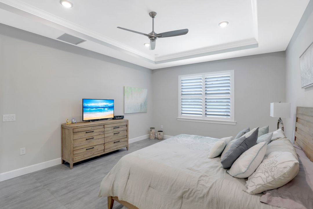 19264 Aqua Shore Dr, Fort Myers, FL 33913