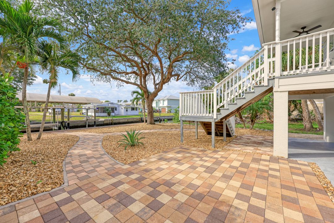4733 Spring Creek Dr, Bonita Springs, FL 34134