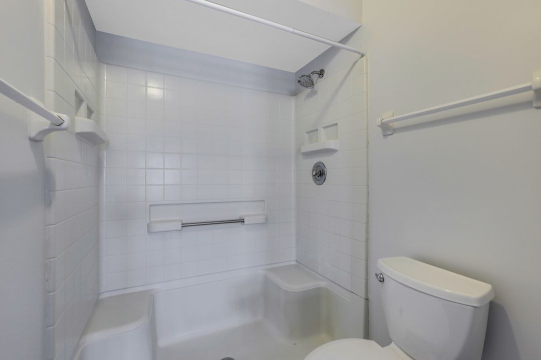 12065 Summergate Cir #202, Fort Myers, FL 33913
