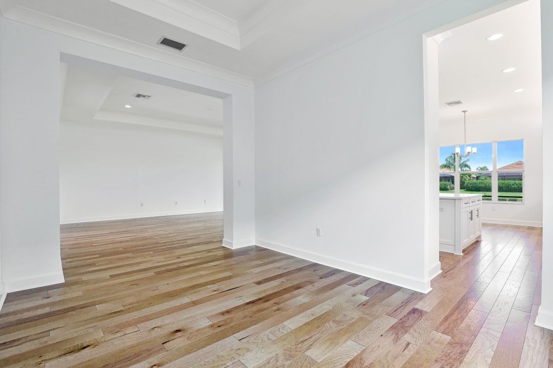 28549 Terramore Ct, Bonita Springs, FL 34135