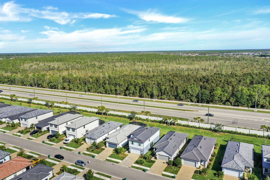 2236 Yellowfin Cir, Naples, FL 34114