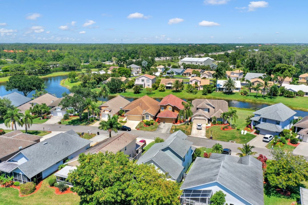 13660 Admiral Ct, Fort Myers, FL 33912