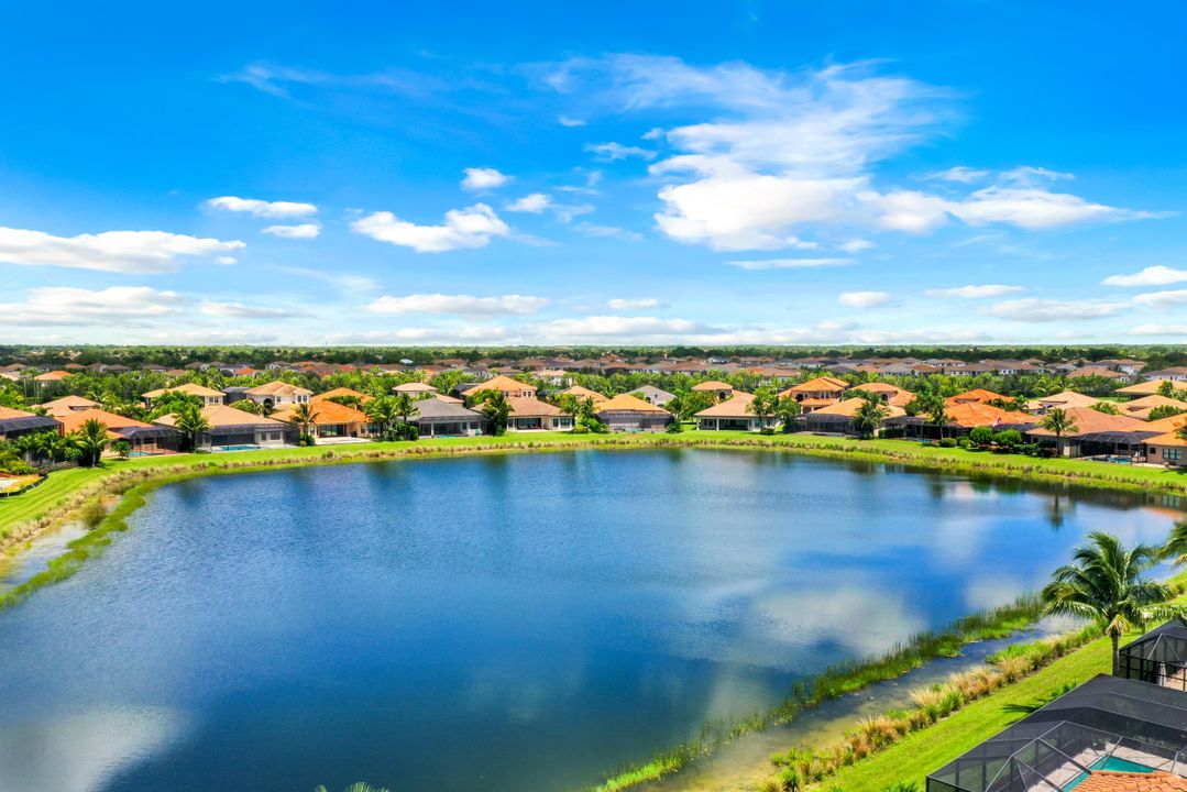 4383 Caldera Cir, Naples, FL 34119