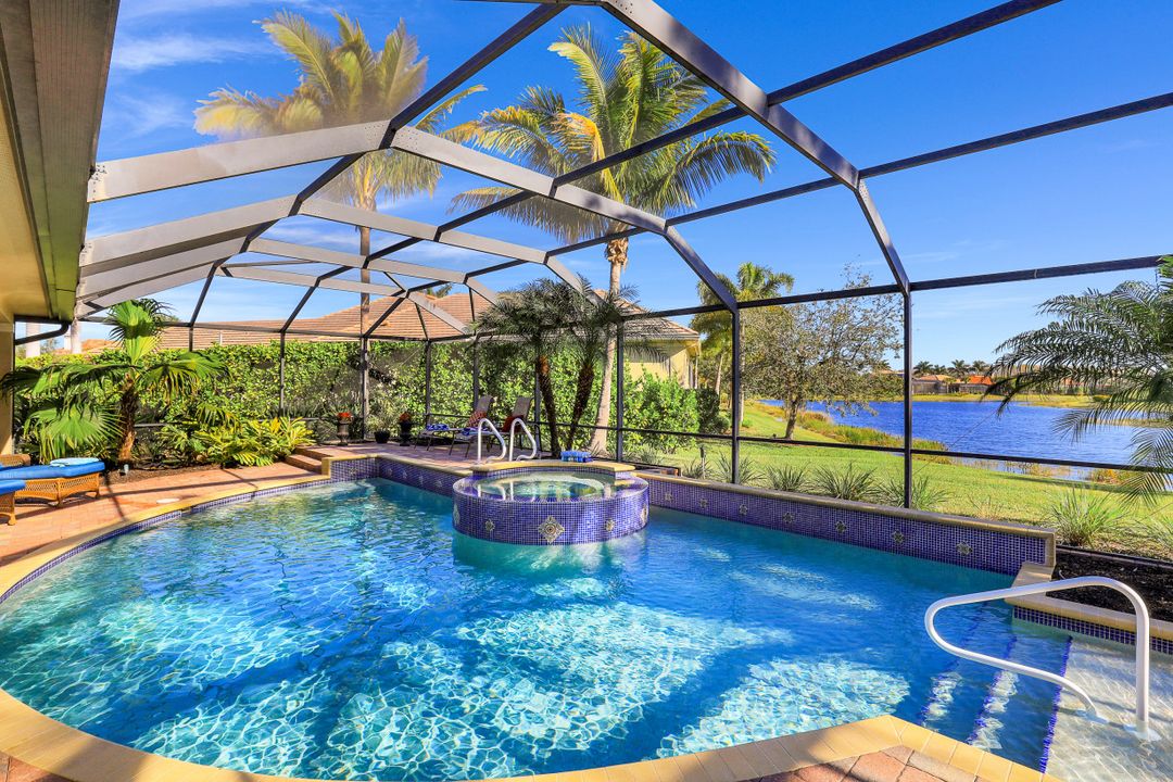 3740 Mossy Oak Dr, Fort Myers, FL 33905