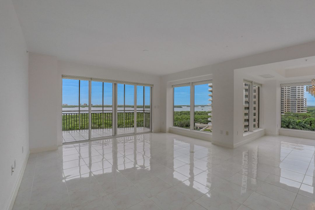 4801 Bonita Bay Blvd #804, Bonita Springs, FL 34134
