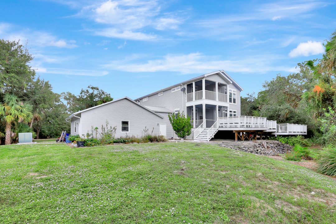 5680 Dana Rd, Fort Myers, FL 33905