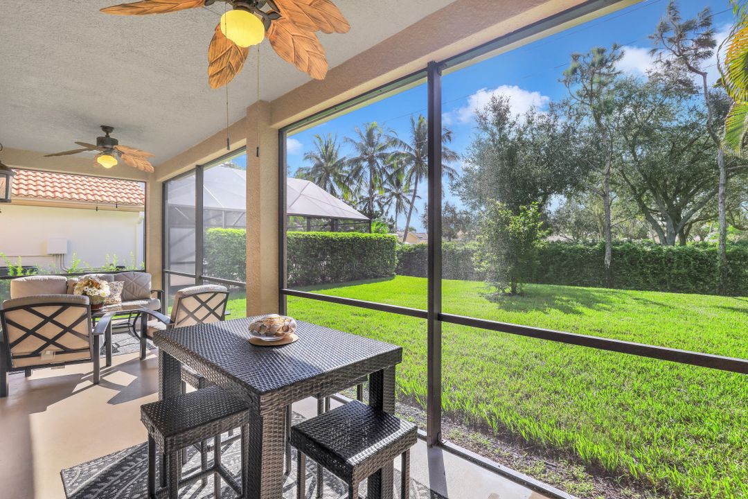 1627 Triangle Palm Terrace, Naples, FL 34119