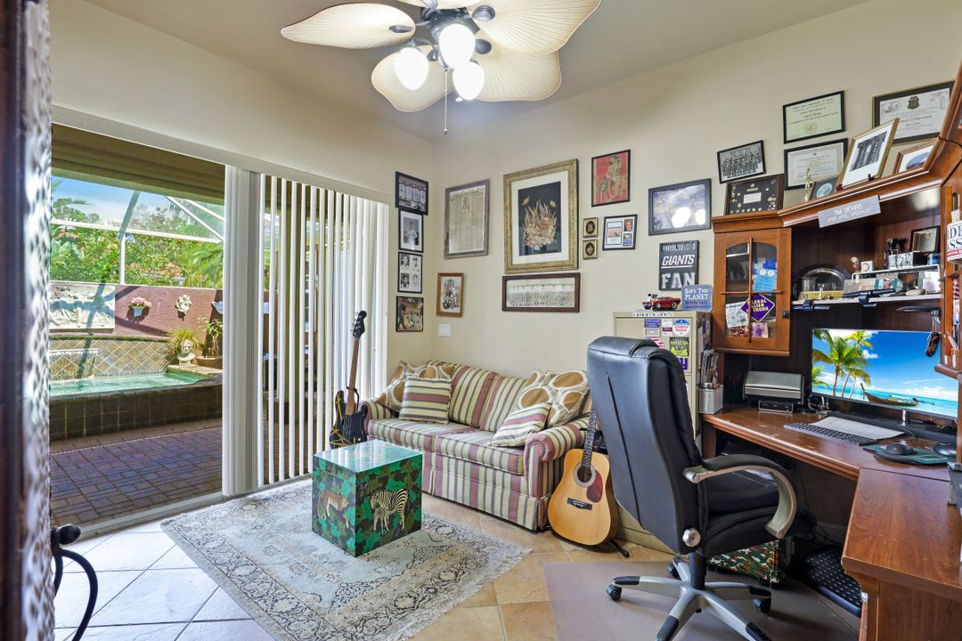 5520 Cheshire Dr, Fort Myers, FL 33912