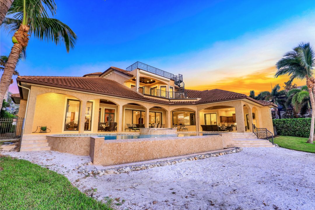 590 S Heathwood Dr, Marco Island, FL 34145