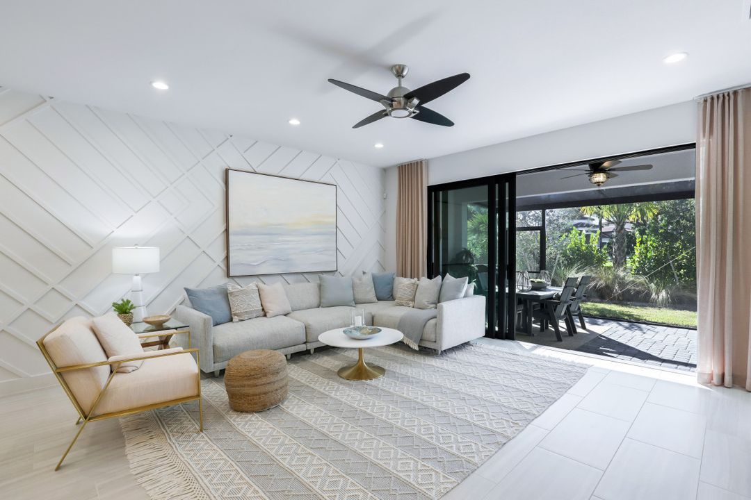 12944 Pembroke Dr, Naples, FL 34105