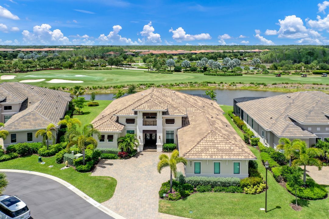 8981 Arrezo Ct, Naples, FL 34119