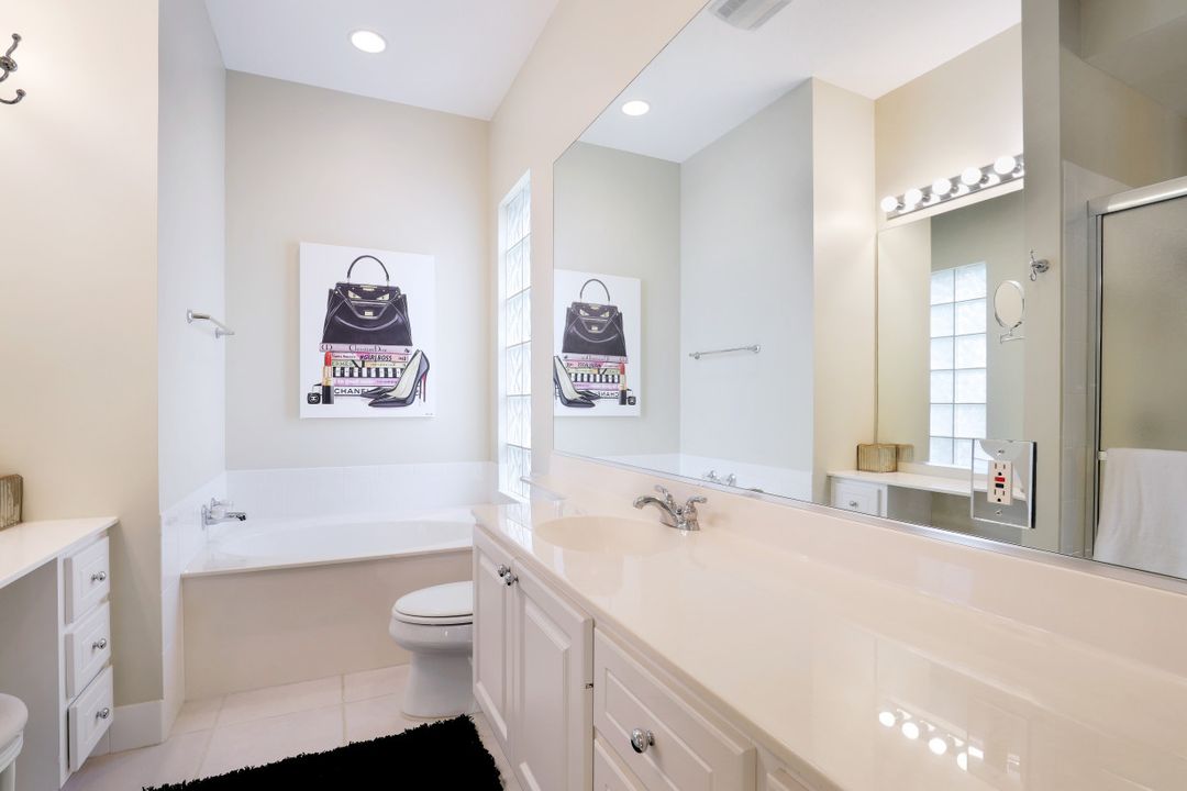2888 Hatteras Way, Naples, FL 34119
