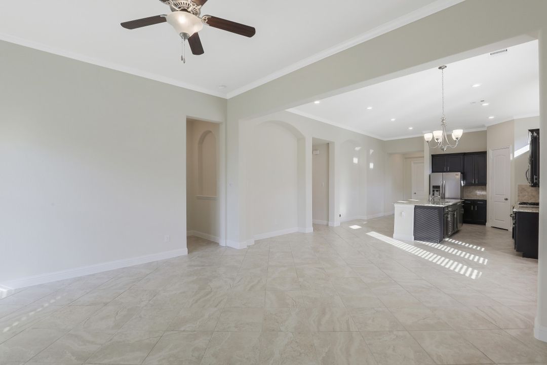 409 Westwood Dr, League City, TX 77573