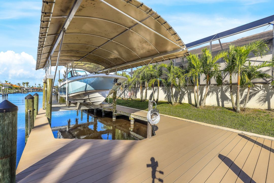 5828 SW 1st Ave, Cape Coral, FL 33914