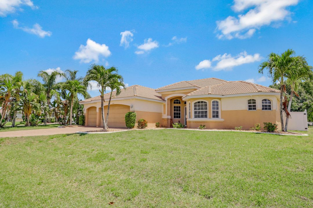 4141 SW 10th Ave, Cape Coral, FL 33914