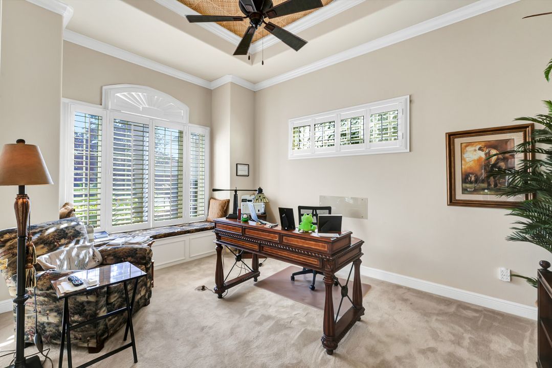 6000 Hammock Isles Cir, Naples, FL 34119