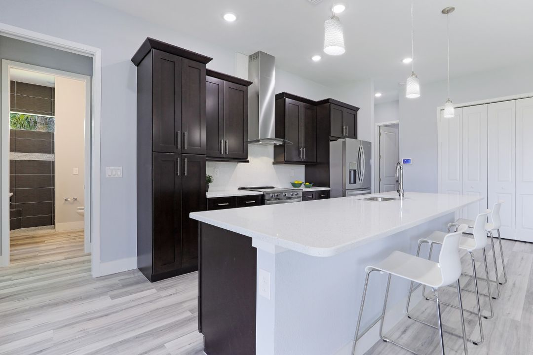 3400 W Gator Cir, Cape Coral, FL 33909