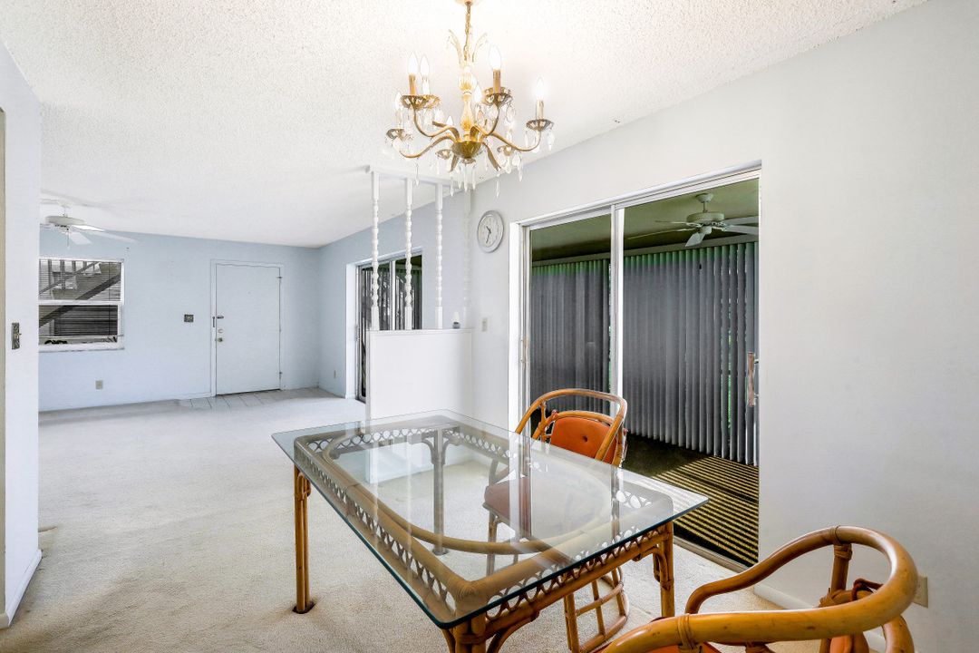 1549 Sandpiper St #39, Naples, FL 34102