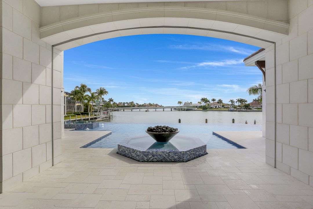 871 W Copeland Dr, Marco Island, FL 34145