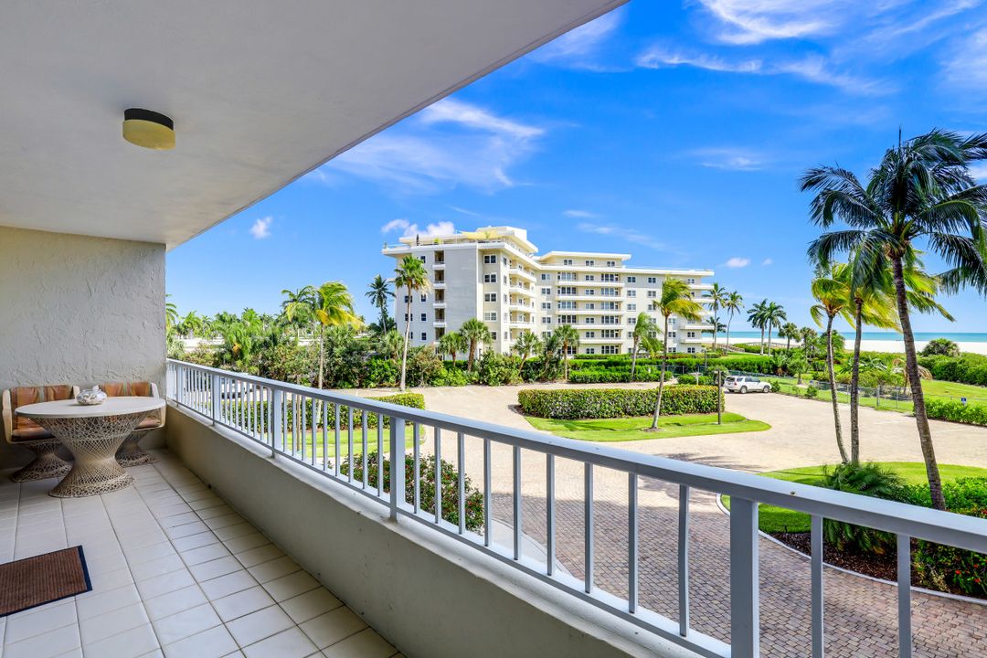 260 Seaview Ct #205, Marco Island, FL 34145