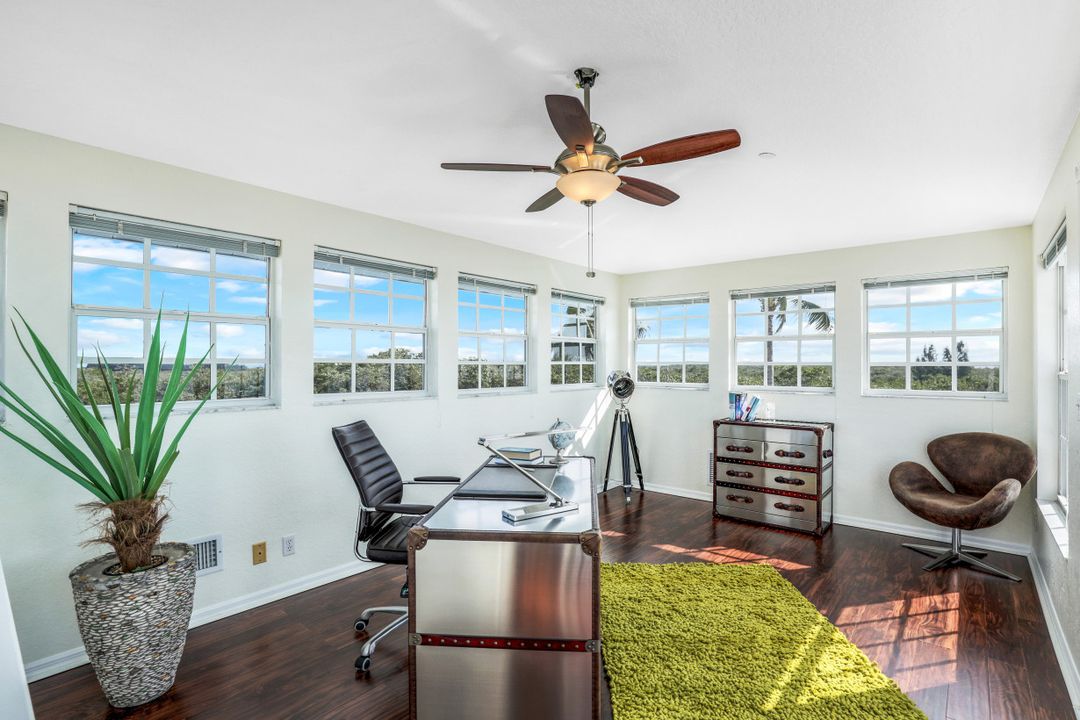 12201 Shoreview Dr, Matlacha, FL 33993