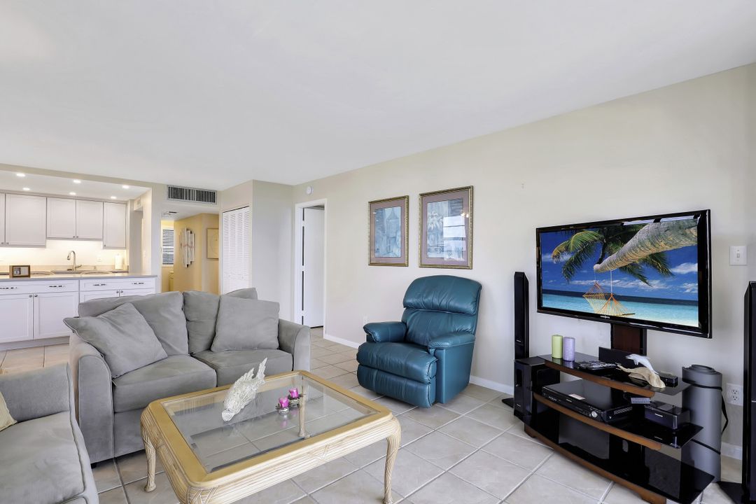 380 Seaview Ct #403, Marco Island, FL 34145