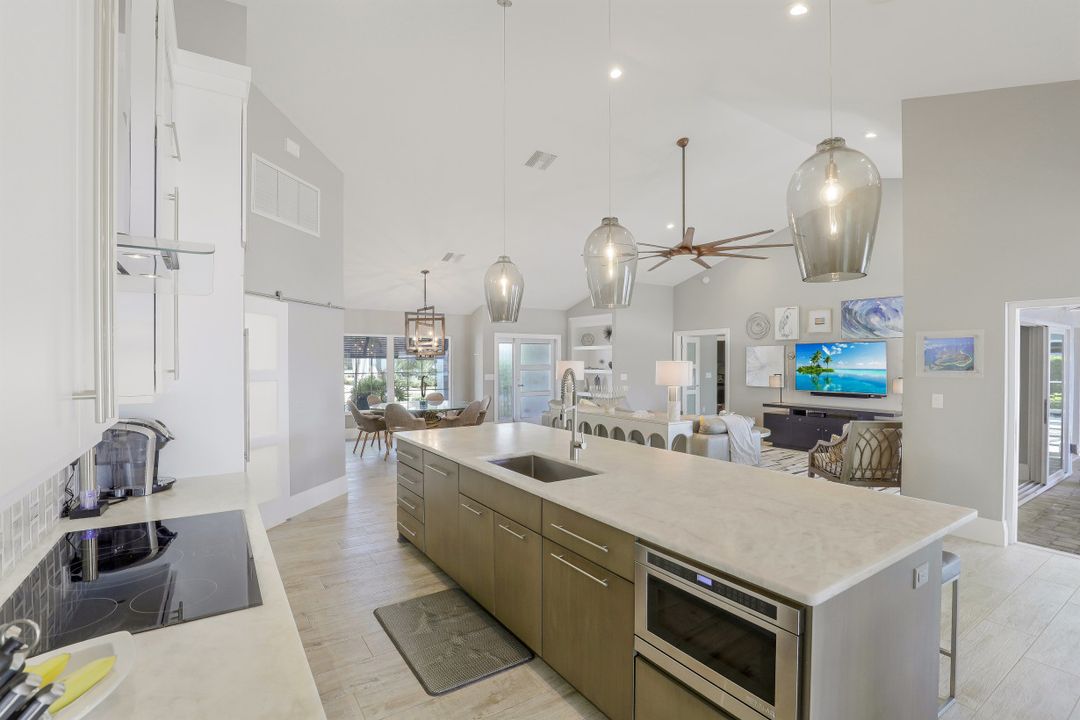 491 Price Ct, Marco Island, FL 34145