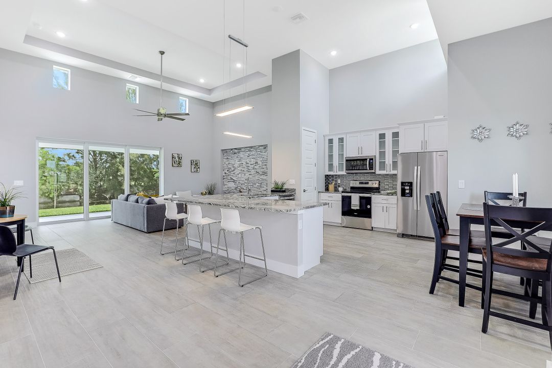 1425 SW 24th St, Cape Coral, FL 33991