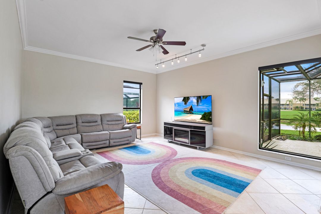 13291 Bridgeford Ave, Bonita Springs, FL 34135