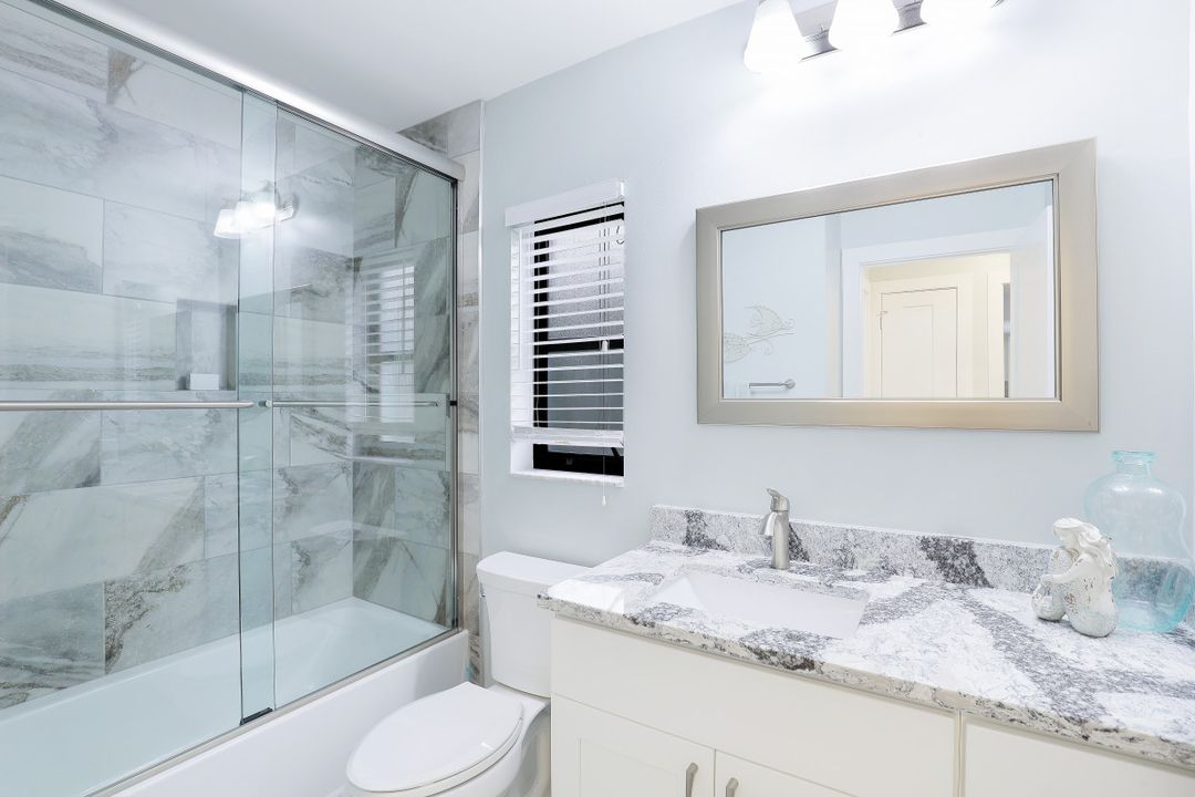 614 Cape Coral Pkwy W, Cape Coral, FL 33914