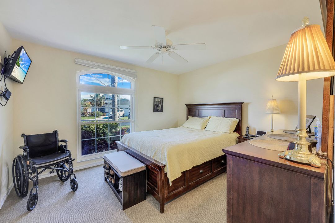 17581 Fan Palm Ct, North Fort Myers, FL 33917