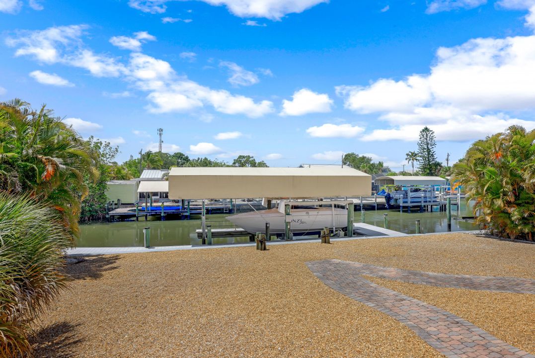 230 Donora Blvd, Fort Myers Beach, FL 33931