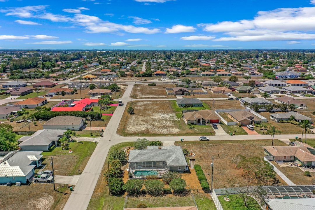 3015 SW 7th Ave, Cape Coral, FL 33914