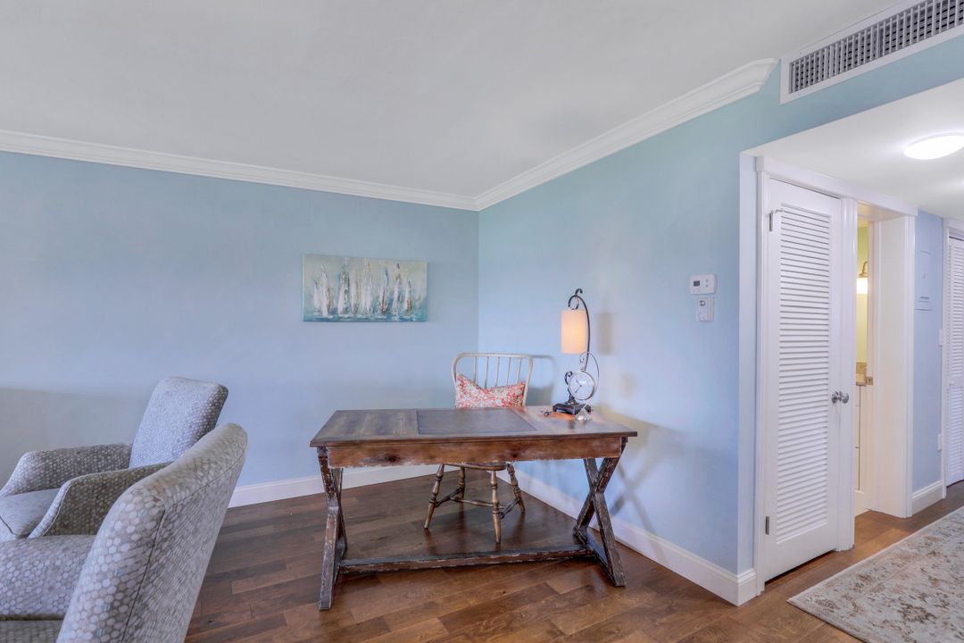 3400 Gulf Shore Blvd N #B-2, Naples, FL 34103