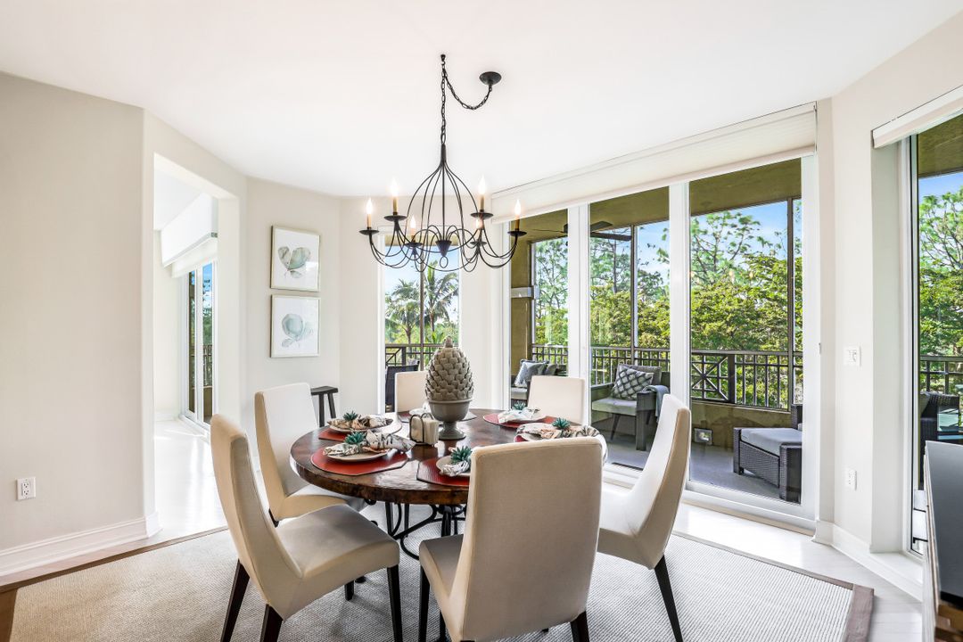 2728 Tiburon Blvd E #302, Naples, FL 34109