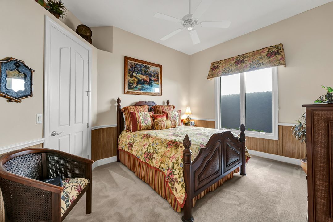 6000 Hammock Isles Cir, Naples, FL 34119