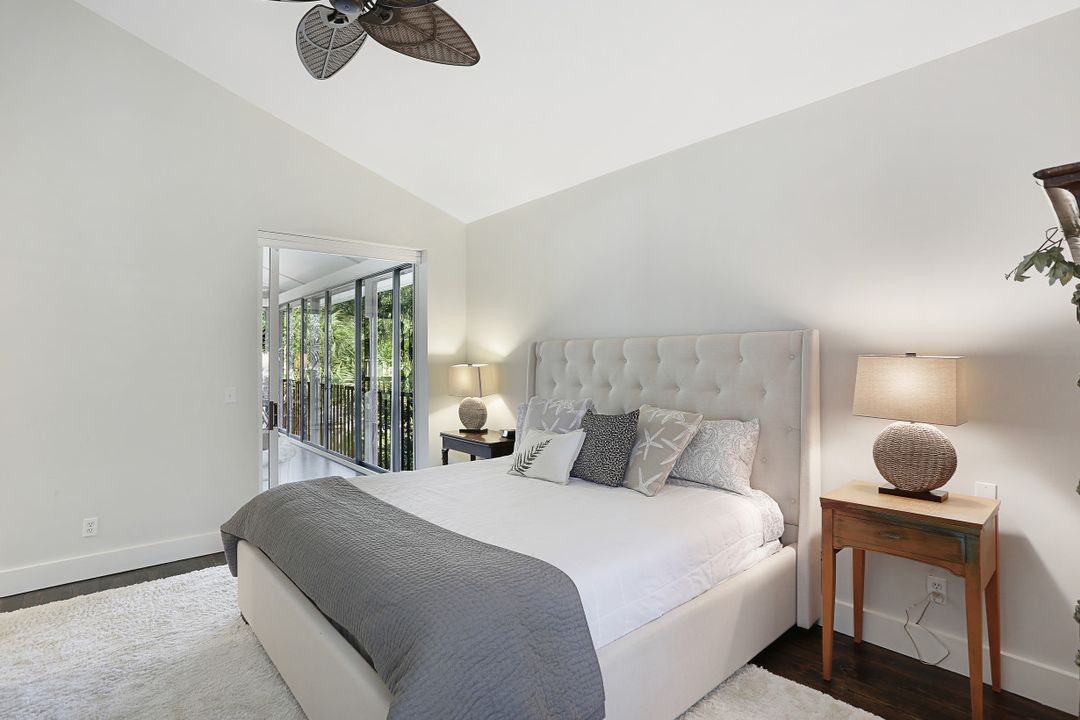 3824 Survey Cir, Bonita Springs, FL 34134