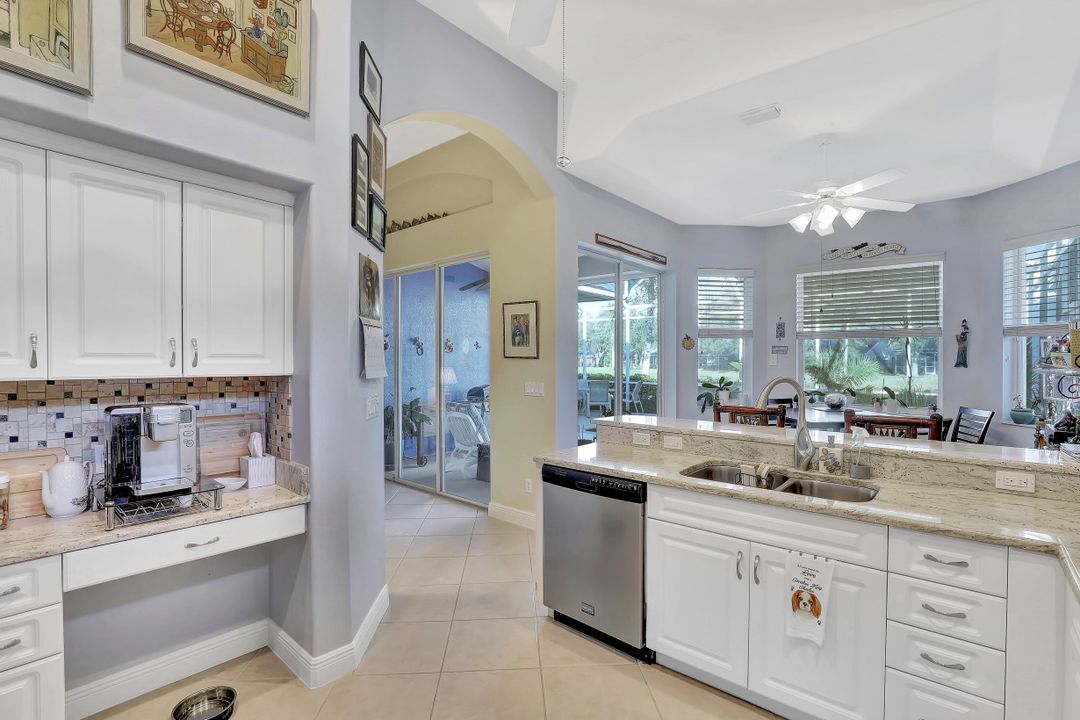 8054 Tauren Ct, Naples, FL 34119