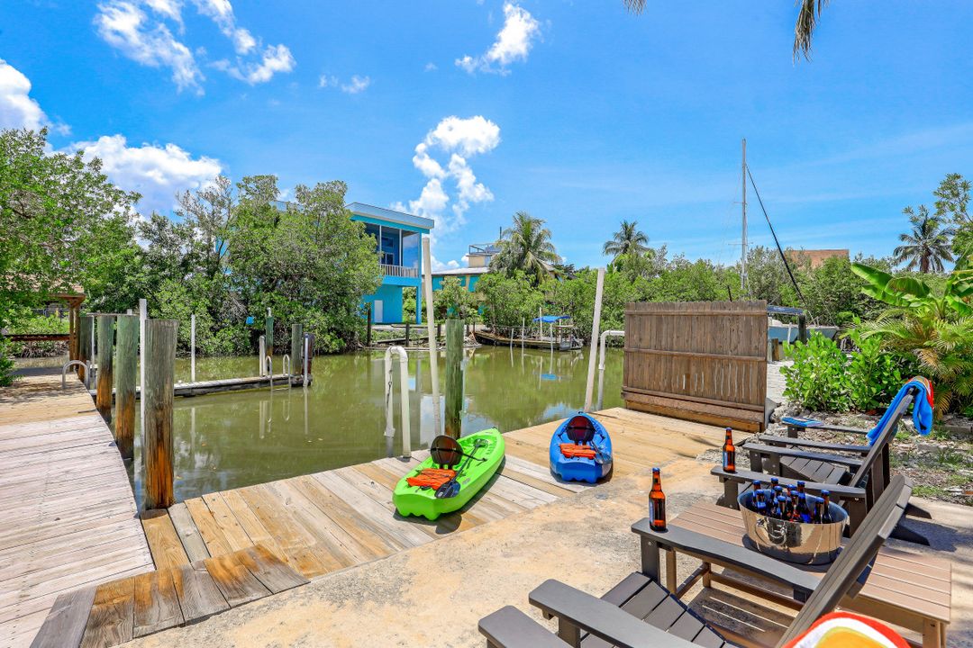 670 Palm Ave, Marco Island, FL 34145