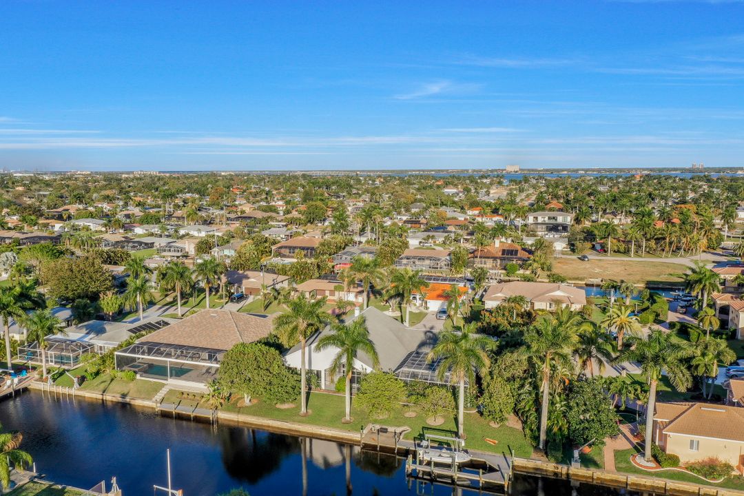 5364 Darby Ct, Cape Coral, FL 33904