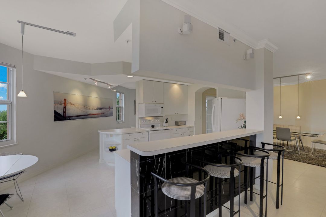 269 Vintage Bay Dr #212, Marco Island, FL 34145