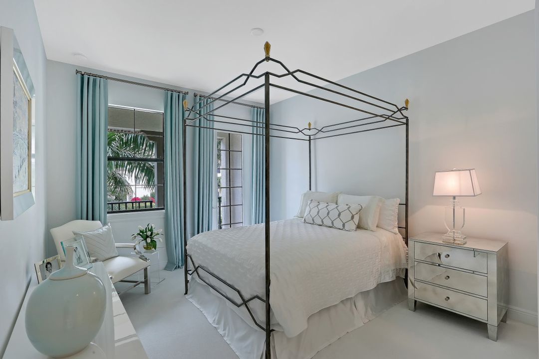 16390 Viansa Way #102, Naples, FL 34110