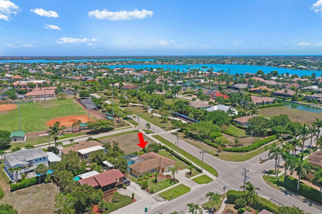 541 S Heathwood Dr, Marco Island, FL 34145