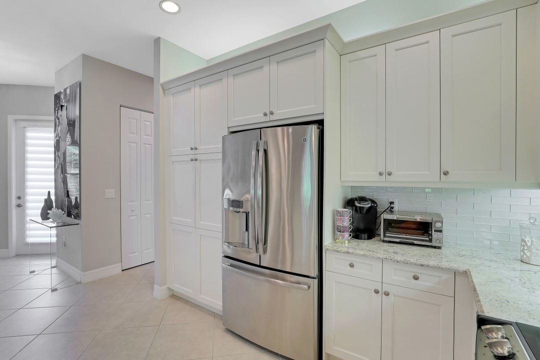 13486 Sumter Ln, Naples, FL 34109