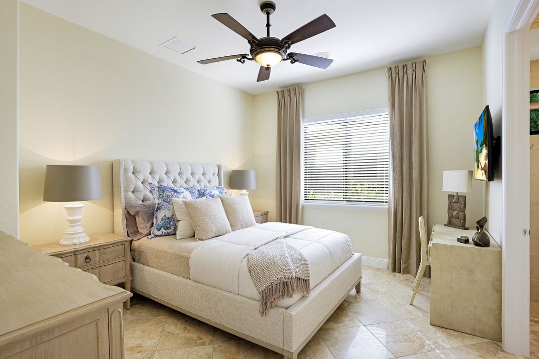 9214 Marble Stone Dr, Naples, FL 34120